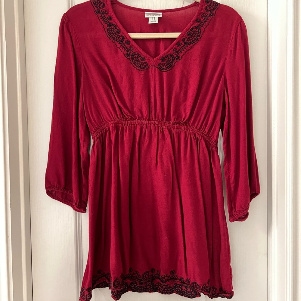 Motherhood maternity red top with black trim